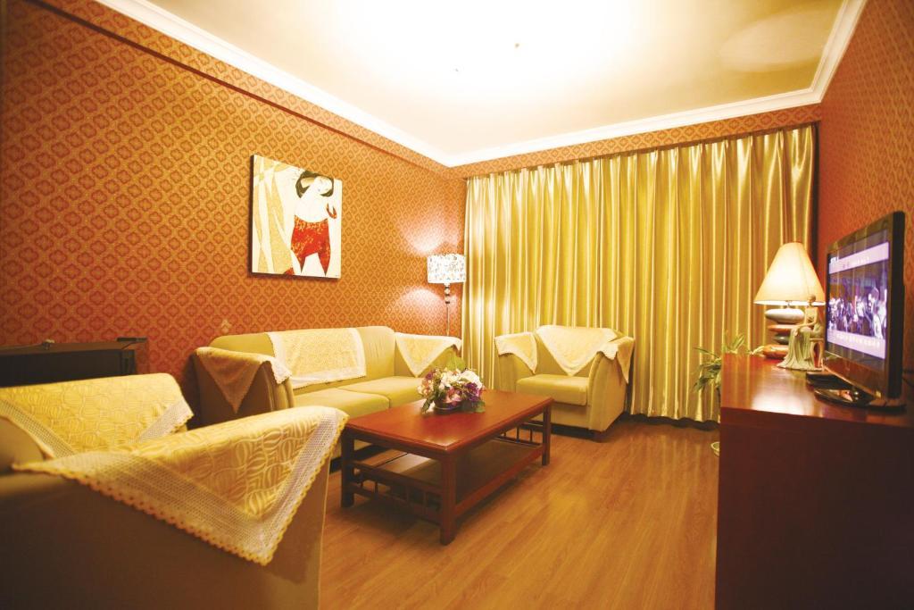 Overseas Chinese International Hotel Csingtao Kültér fotó